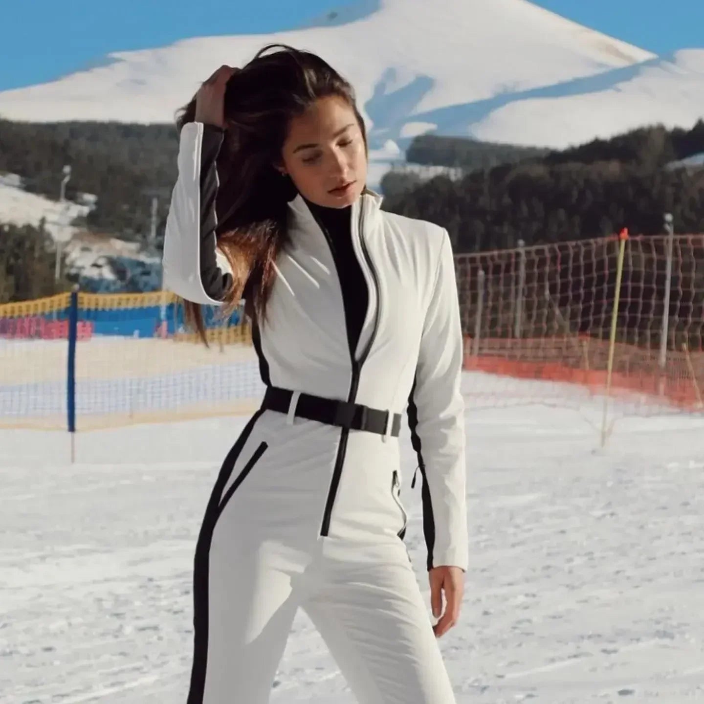 Waterdichte & Elegante Ski Jumpsuit voor Dames – Stijlvol en Functioneel!"**